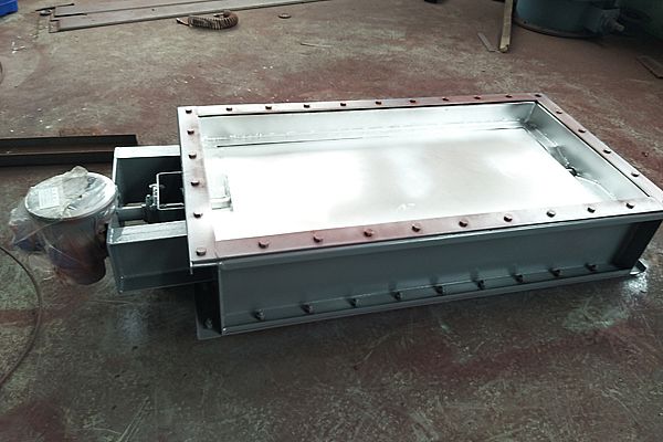 矩形擋板門（寬14M）制作完工，車間一覽